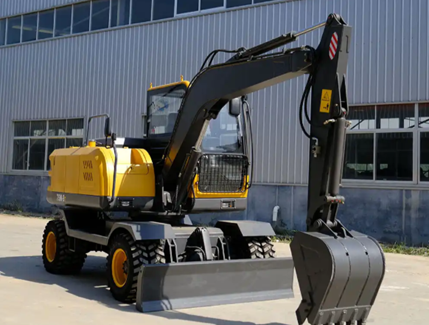 Heavy machine trench digger for drainage pipes